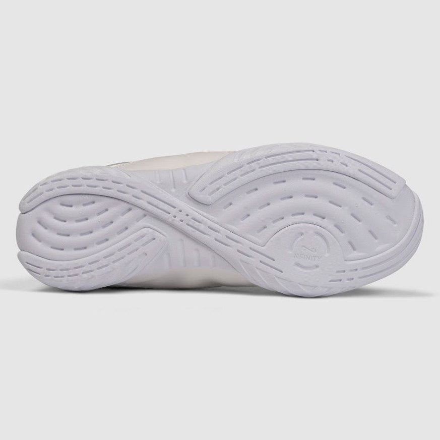 Nfinity Evolution cheer shoe in white, outsole