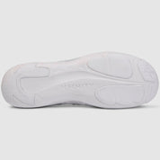 Nfinity Flyte cheer shoe in white, outsole