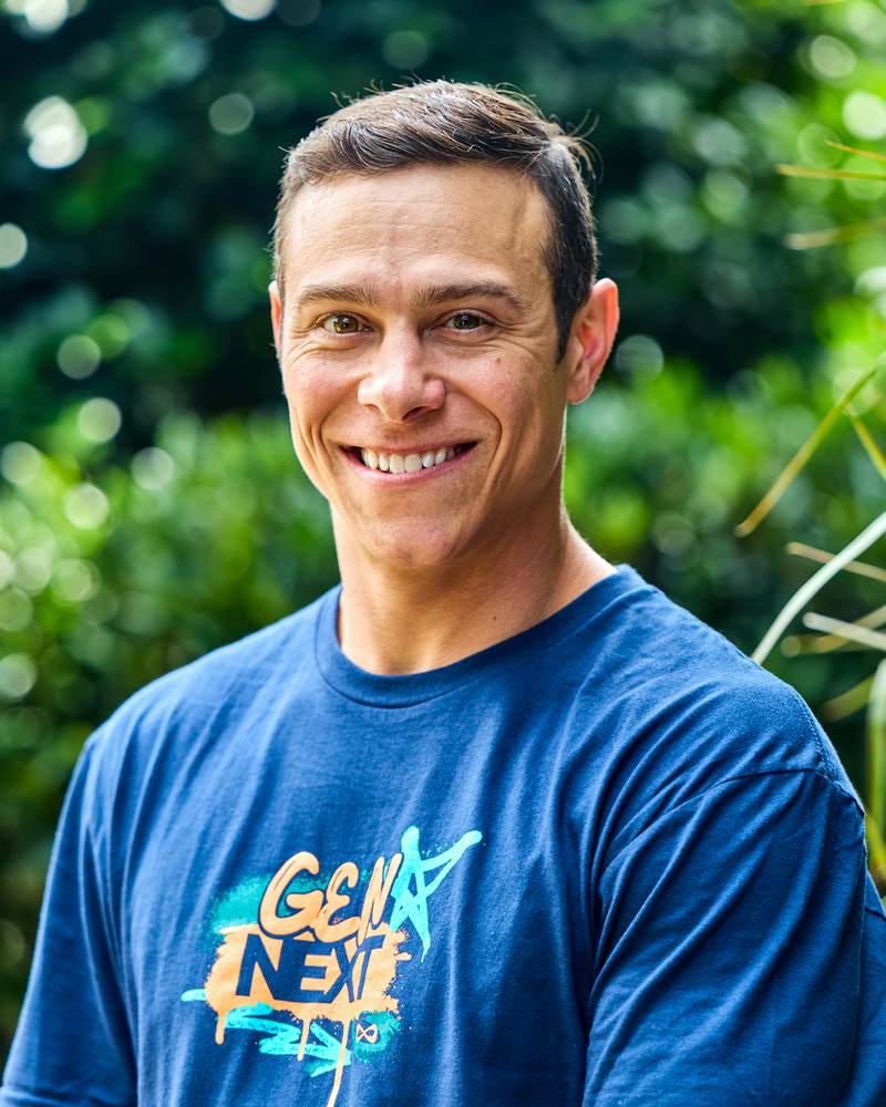 nfinity-team-robbie-headshot.jpg