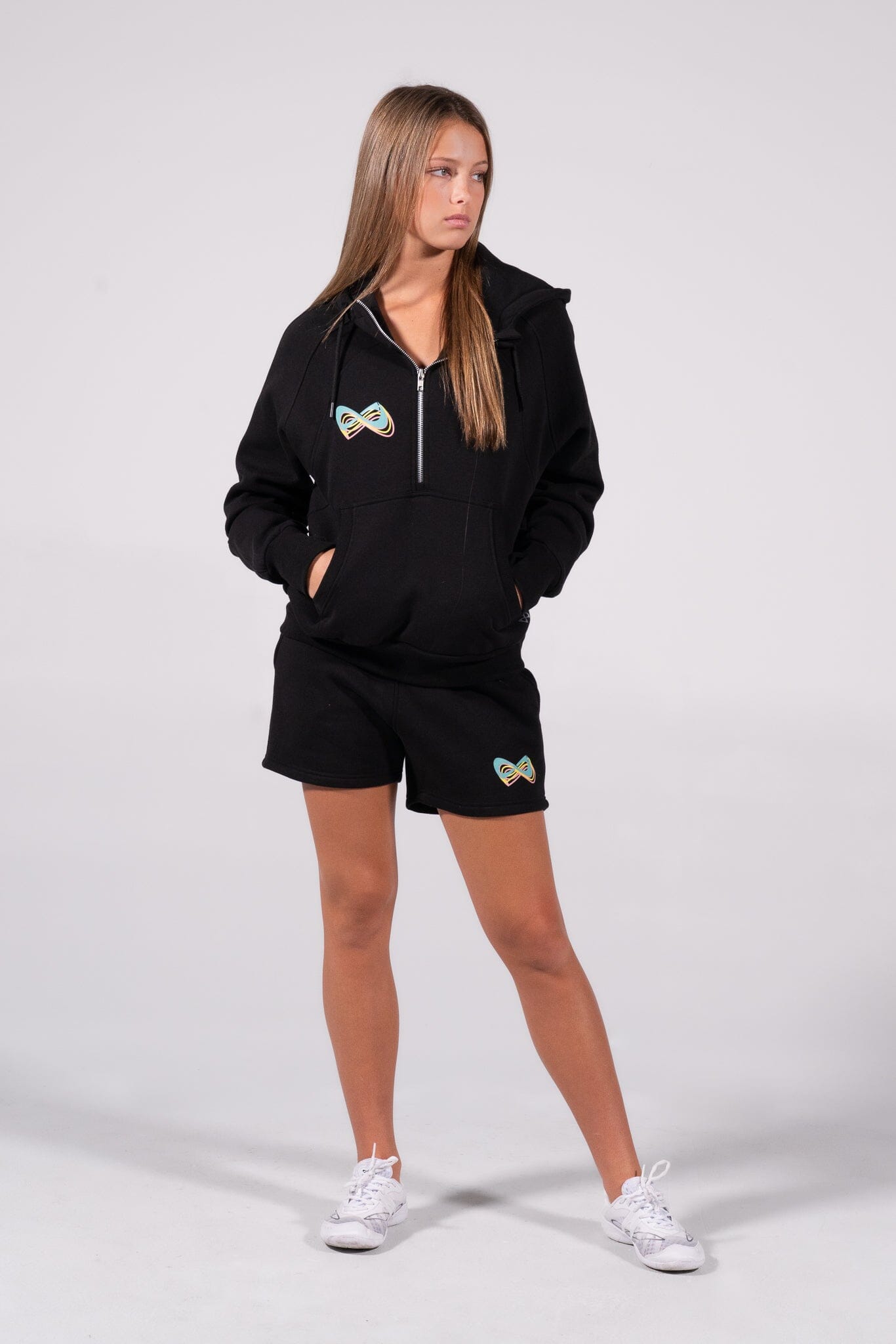 ALPHA CROP 1/4 ZIP HOODIE - Nfinity - Outerwear