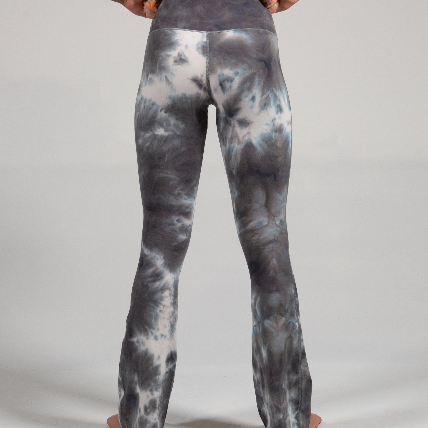 NFINITY FLARED TIE DYE LEGGING - Nfinity - Leggings