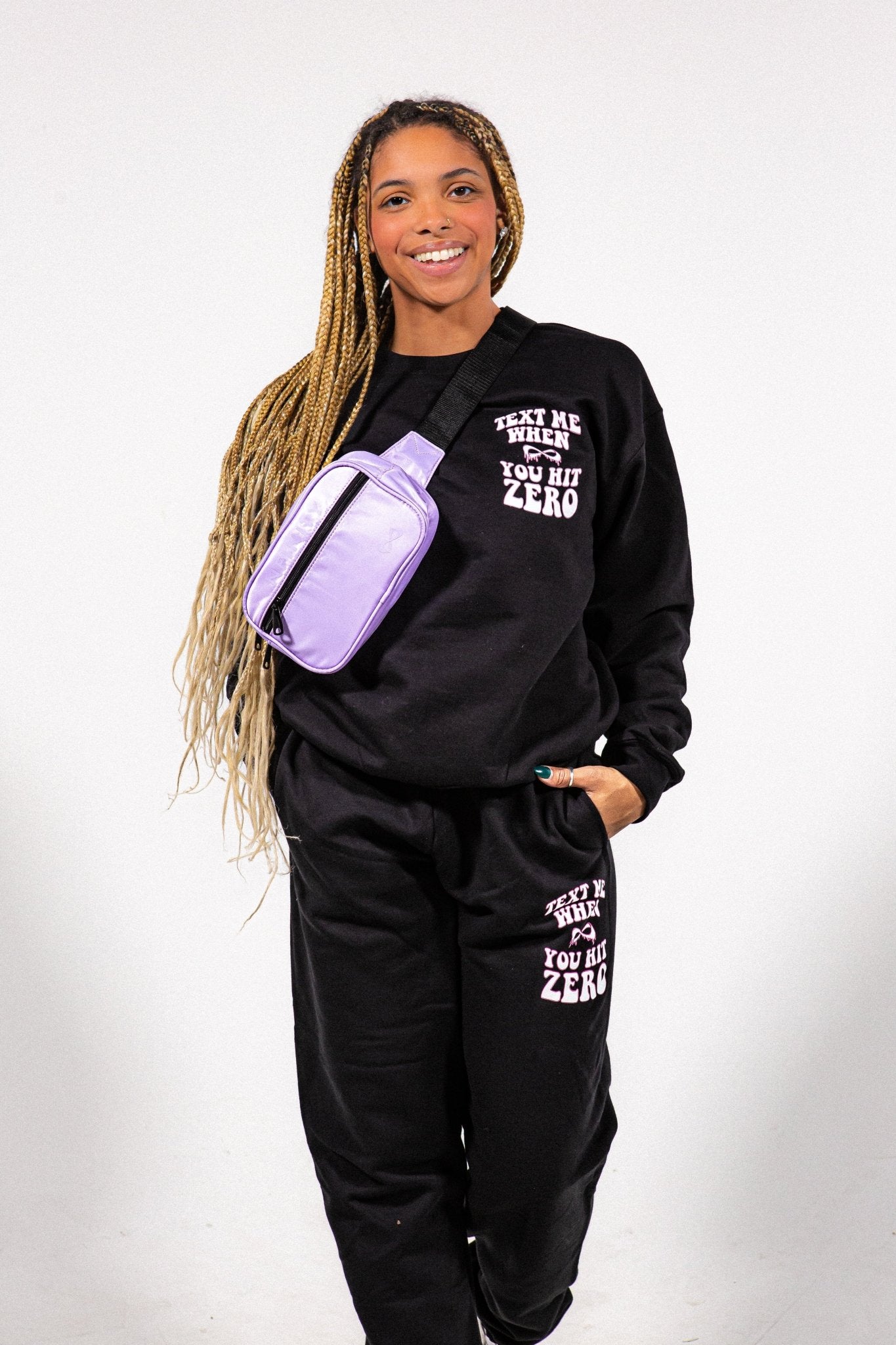 NFINITY TEXT ME WHEN YOU HIT ZERO ™ - BLACK CREWNECK - Nfinity -