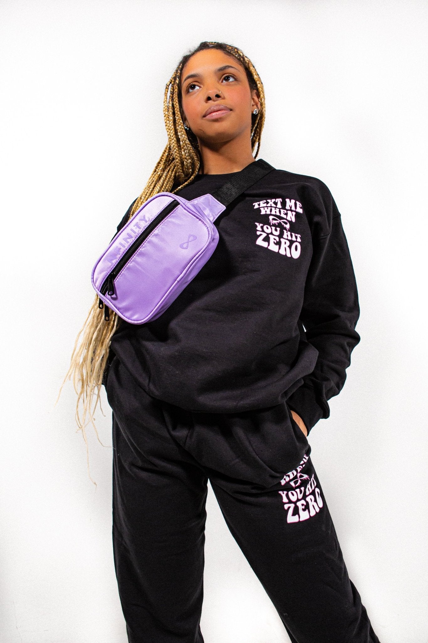 NFINITY TEXT ME WHEN YOU HIT ZERO ™ - BLACK CREWNECK - Nfinity -